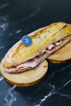 Sandwich jambon beurre